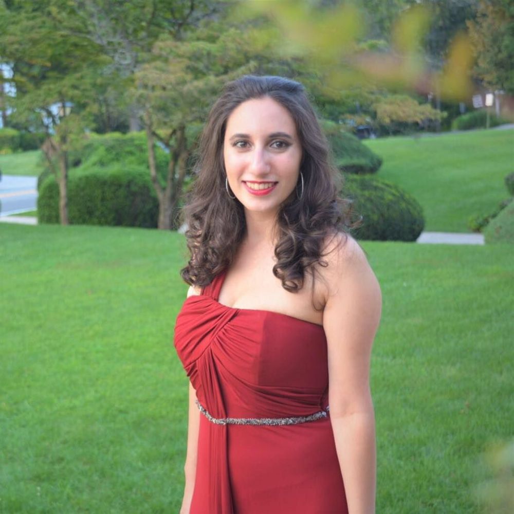 Meet your Posher, Ariella